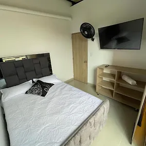 Apartamento Aparta-hotel Laureles 305, Medellín